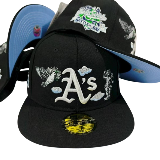 Cappellino New Era 59FIFTY – Oakland Athletics “Battle of the Bay” Special Edition – Black/Light Blue